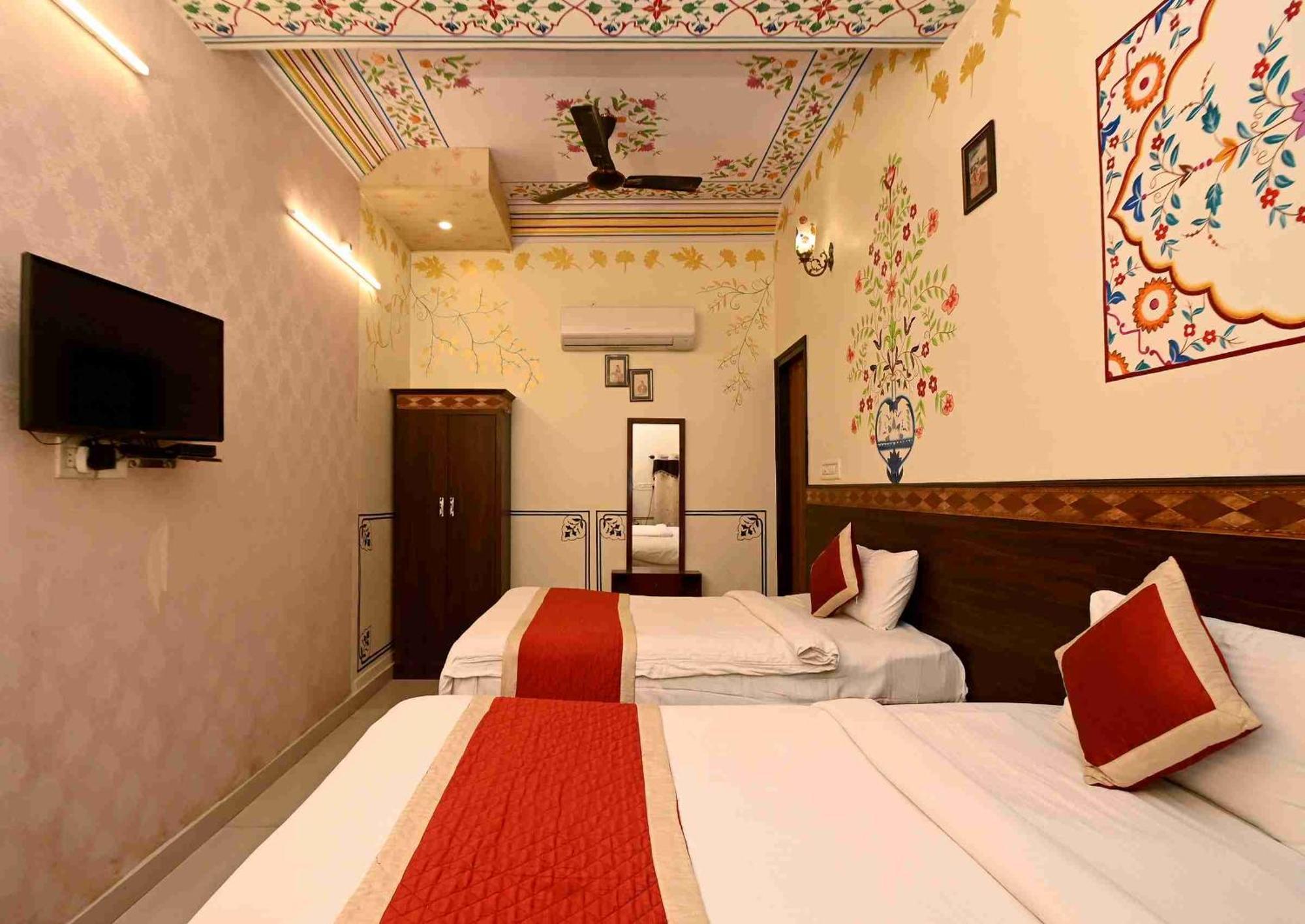 Virasat Mahal Heritage Hotel Jaipur Luaran gambar