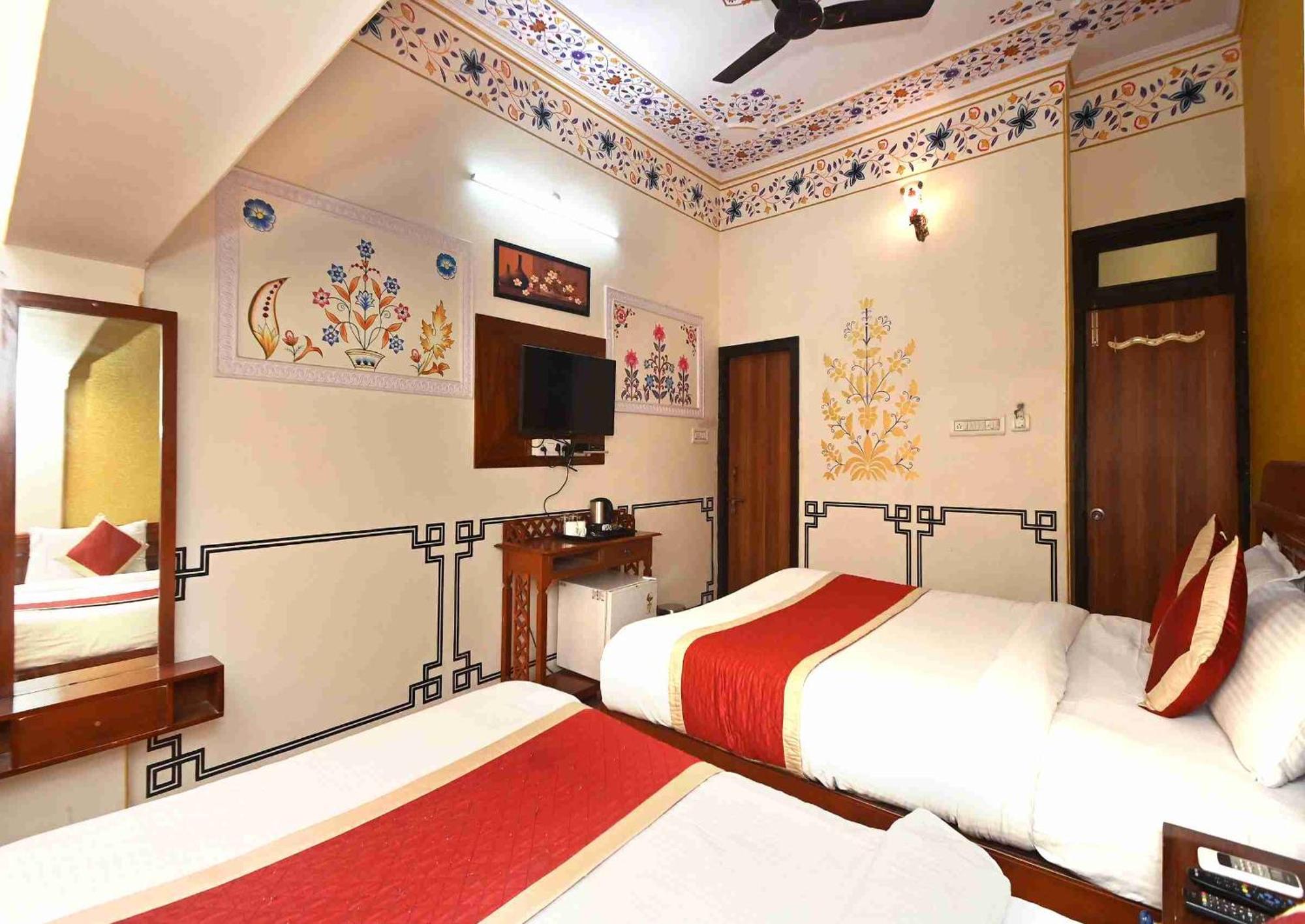 Virasat Mahal Heritage Hotel Jaipur Luaran gambar