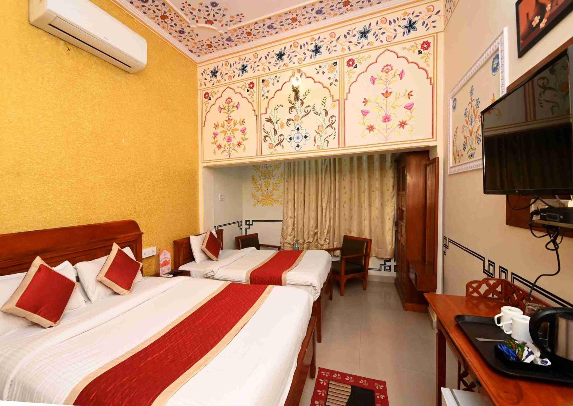 Virasat Mahal Heritage Hotel Jaipur Luaran gambar