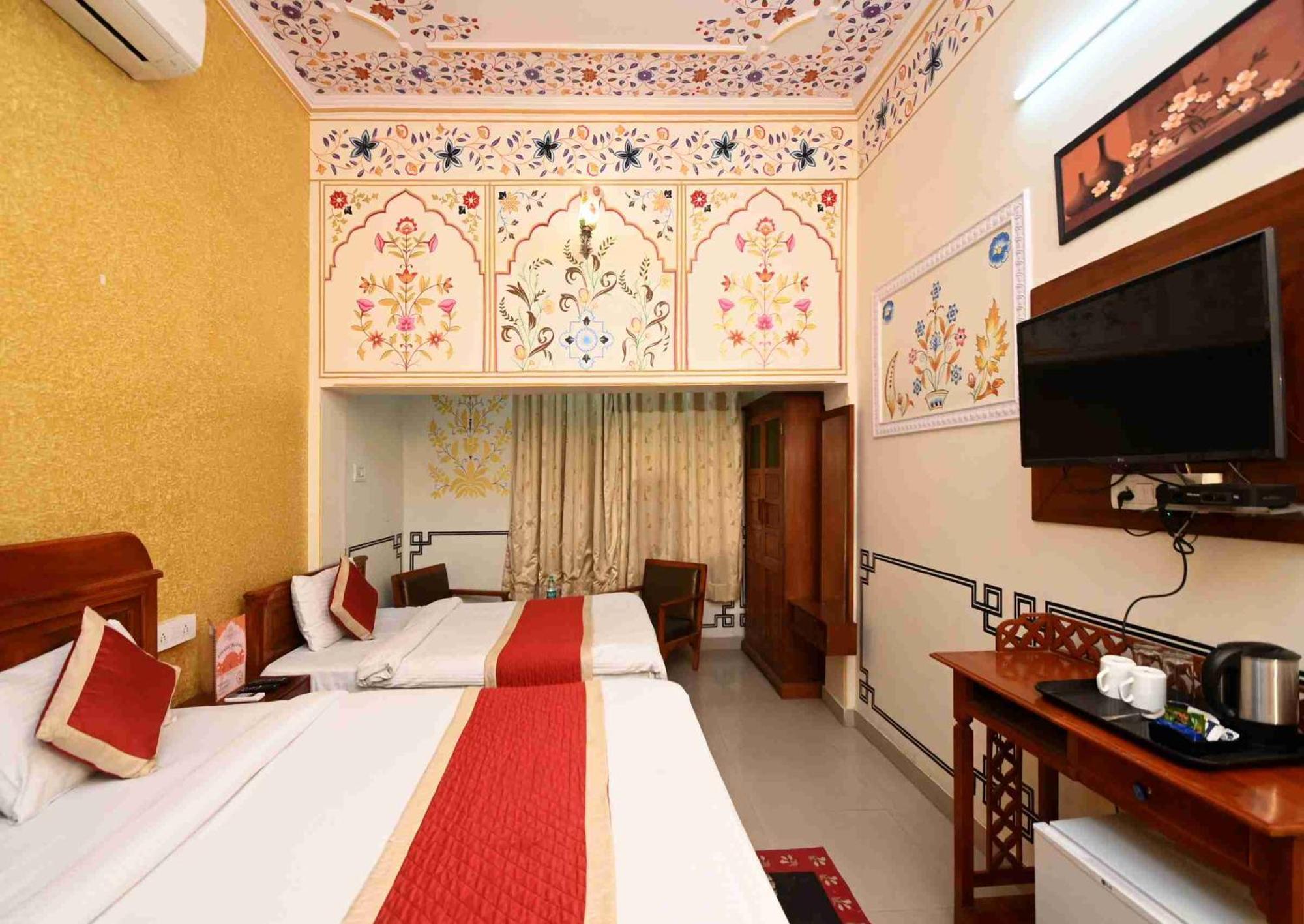 Virasat Mahal Heritage Hotel Jaipur Luaran gambar