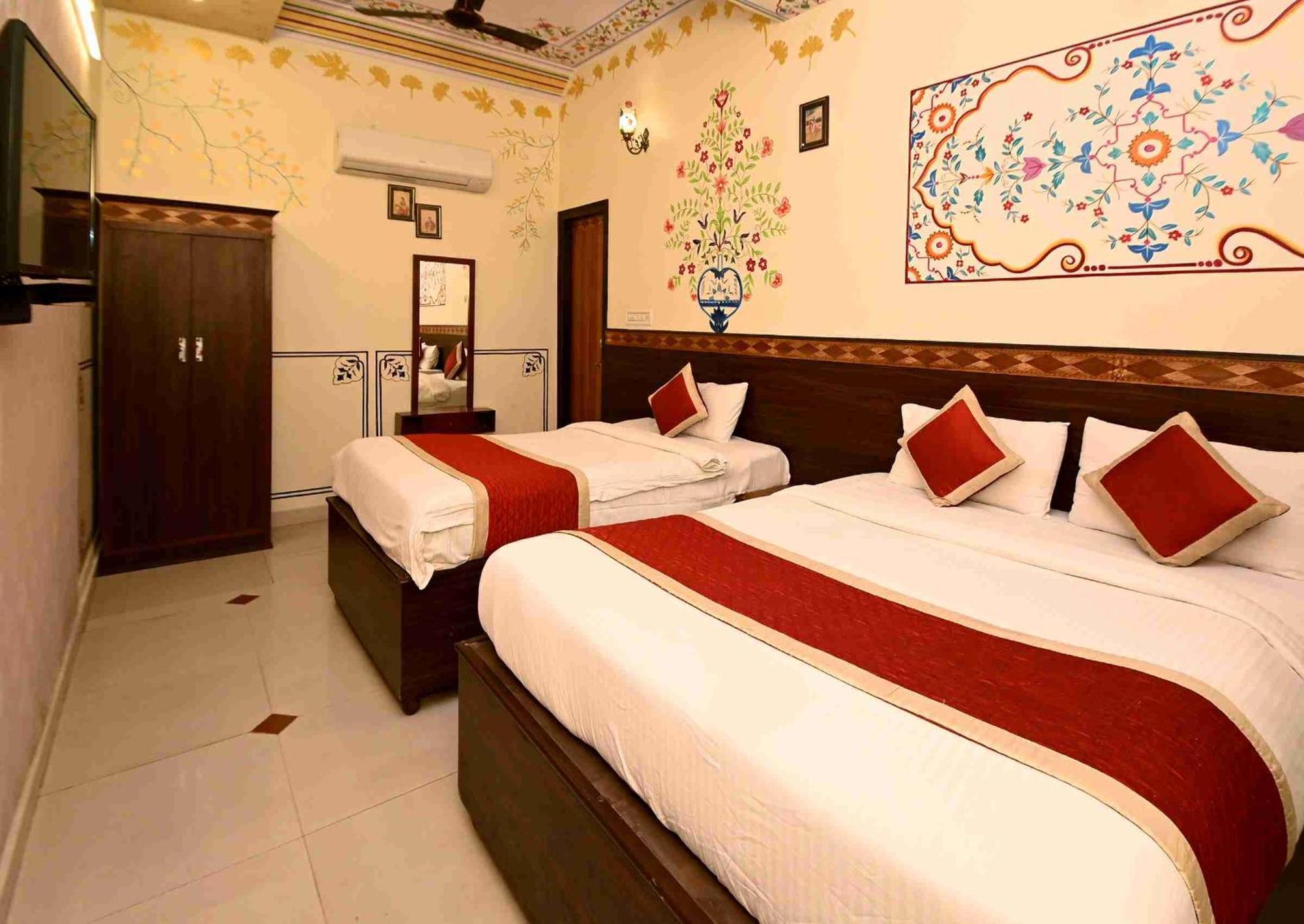 Virasat Mahal Heritage Hotel Jaipur Luaran gambar