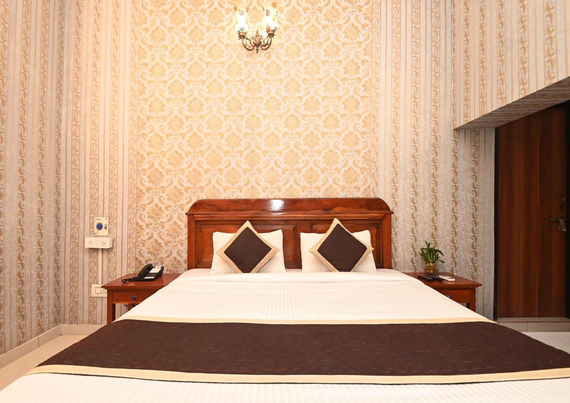 Virasat Mahal Heritage Hotel Jaipur Luaran gambar