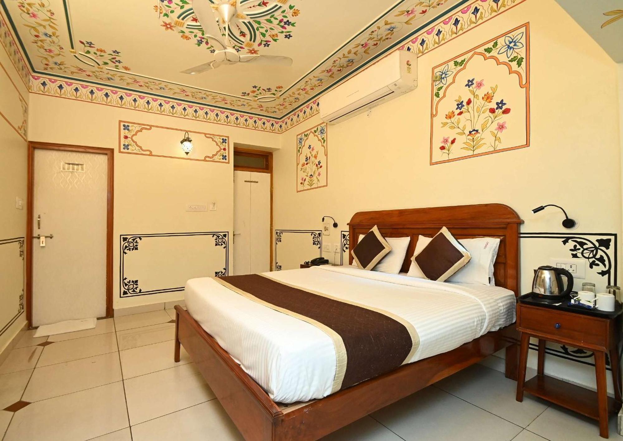 Virasat Mahal Heritage Hotel Jaipur Luaran gambar