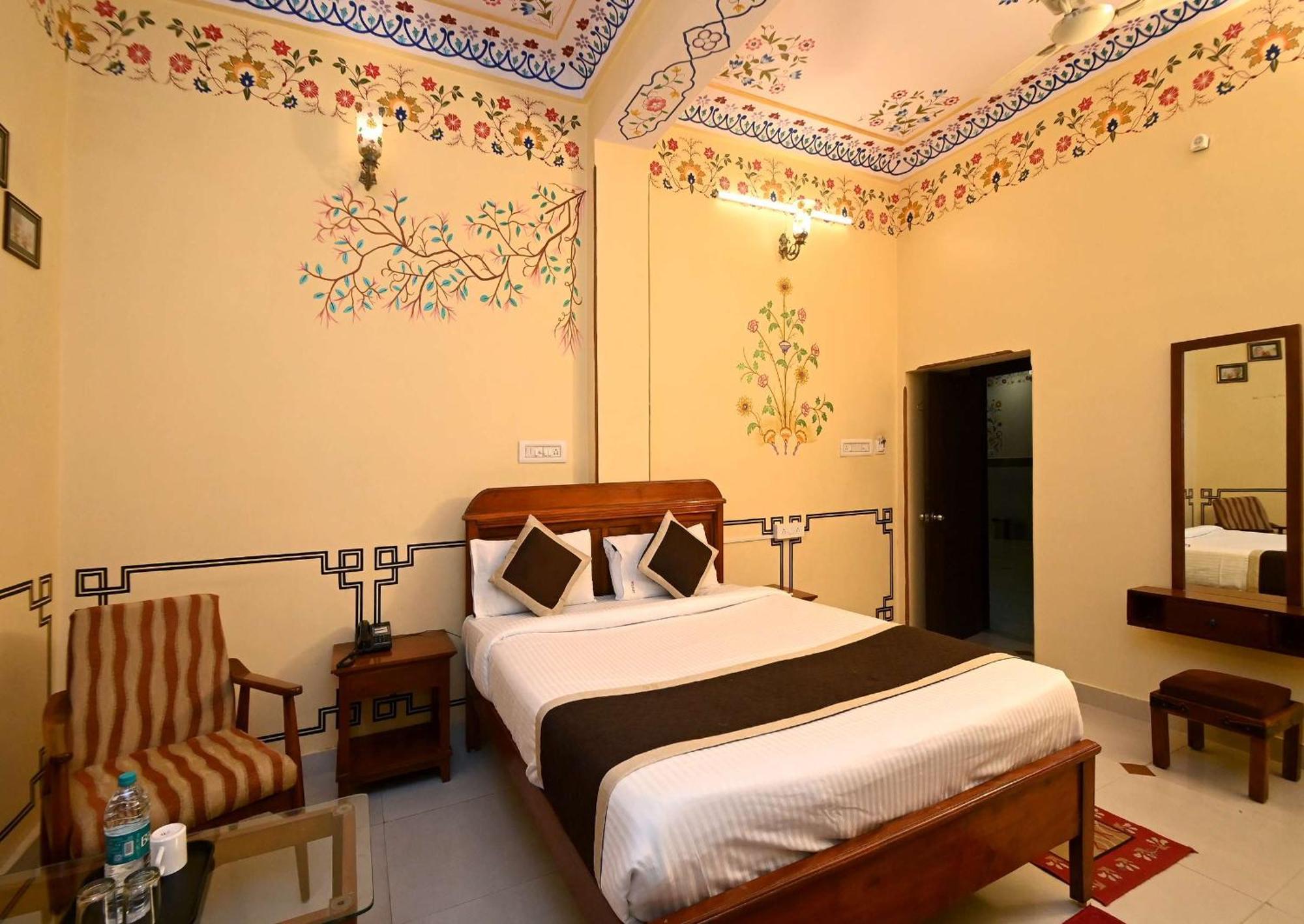 Virasat Mahal Heritage Hotel Jaipur Luaran gambar