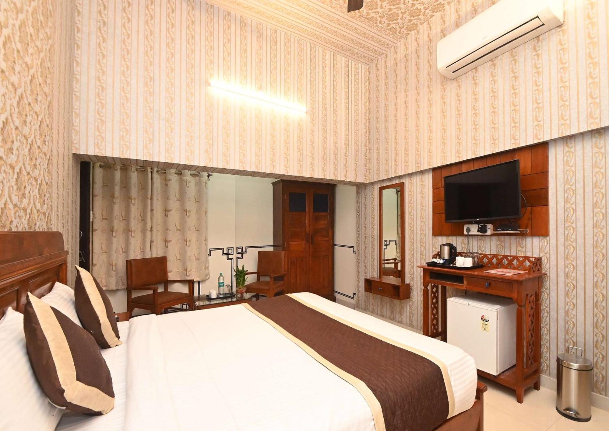 Virasat Mahal Heritage Hotel Jaipur Luaran gambar