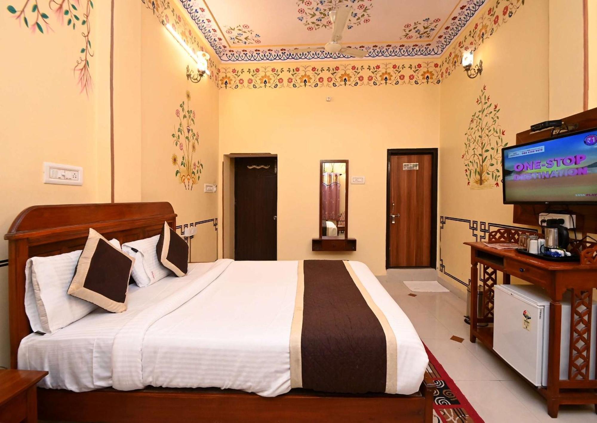 Virasat Mahal Heritage Hotel Jaipur Luaran gambar