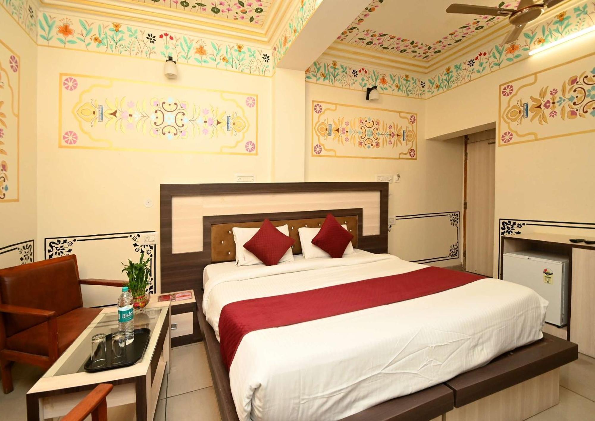 Virasat Mahal Heritage Hotel Jaipur Luaran gambar