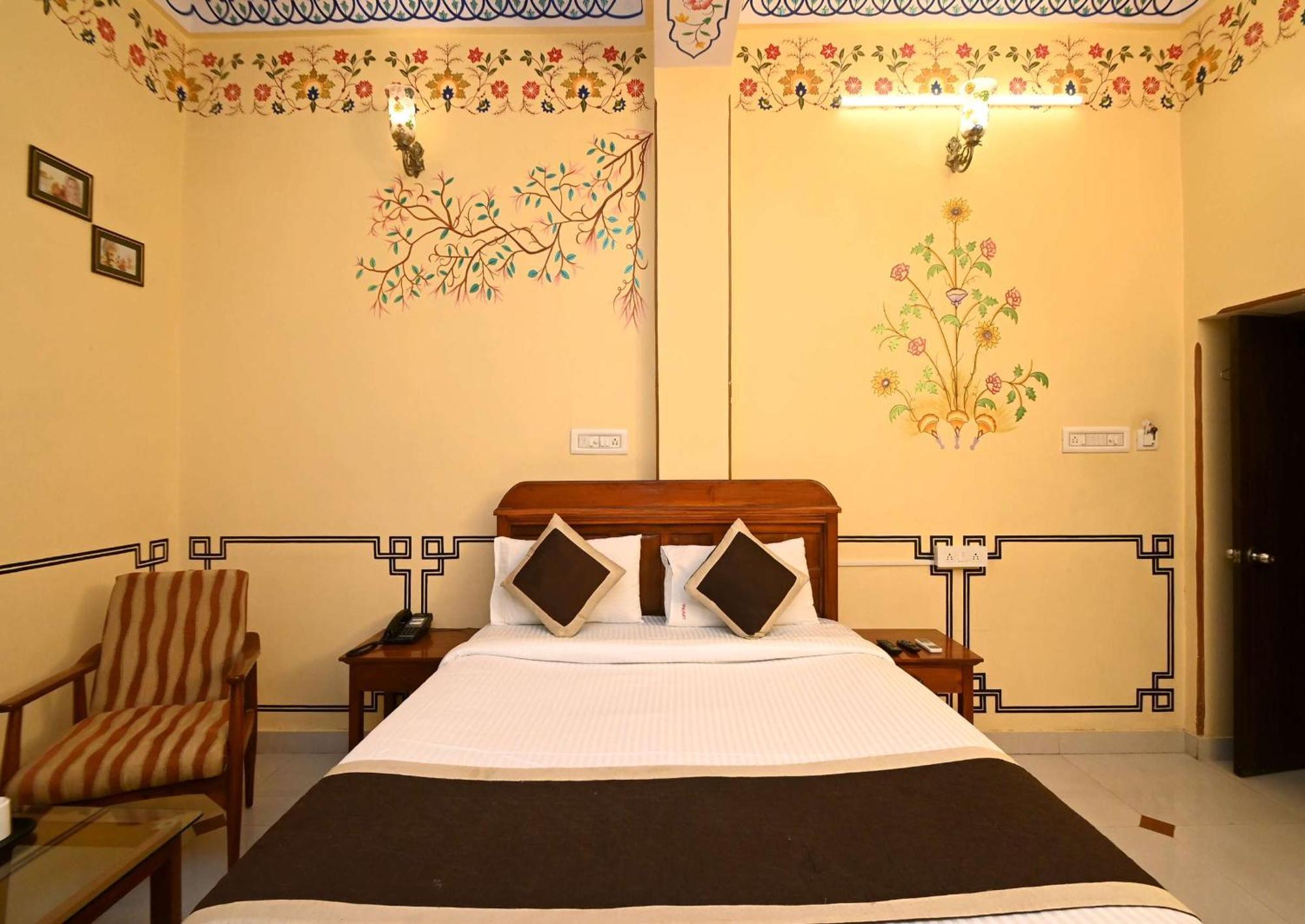 Virasat Mahal Heritage Hotel Jaipur Luaran gambar